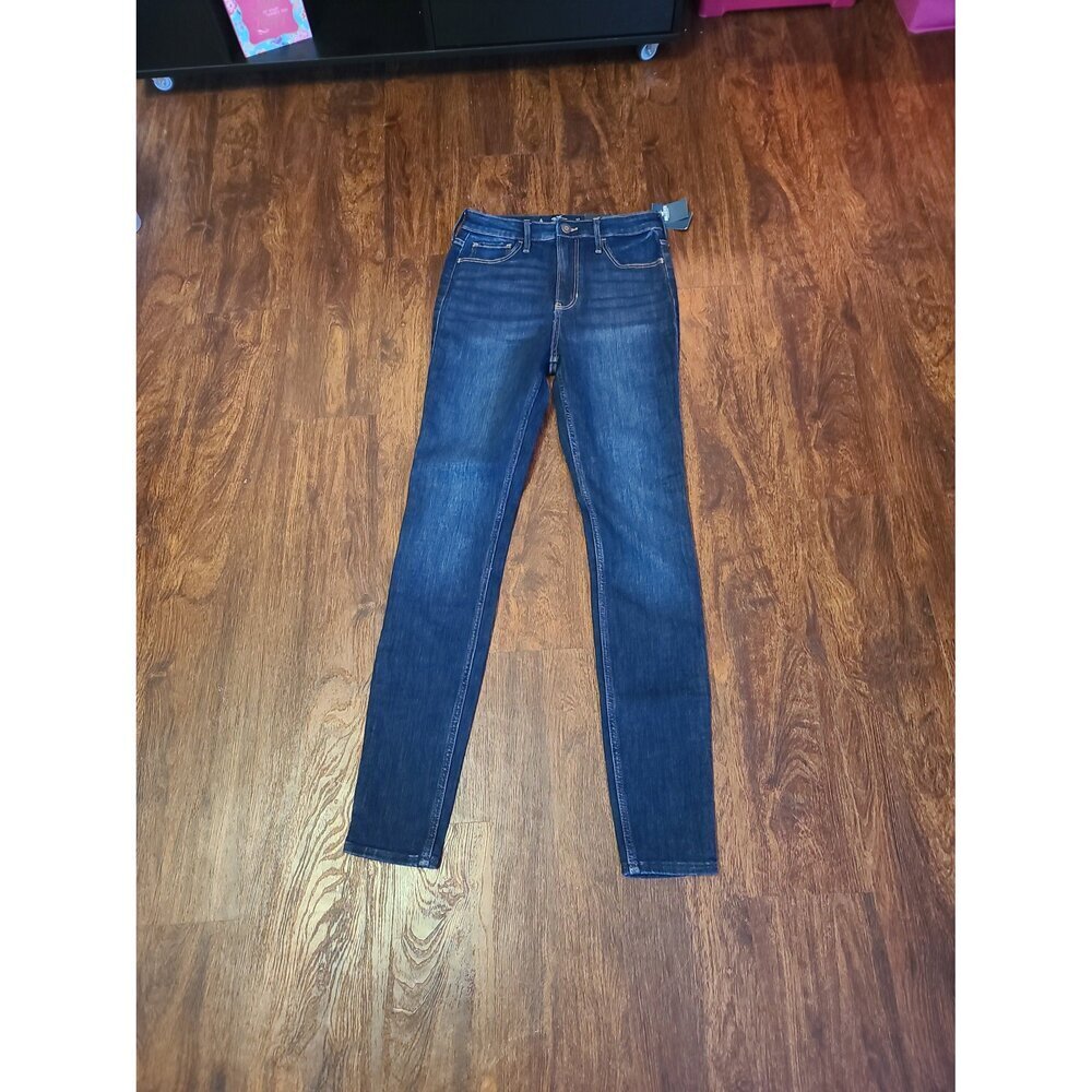 Hollister ultra high-rise super skinny jeans size 5 L NWT